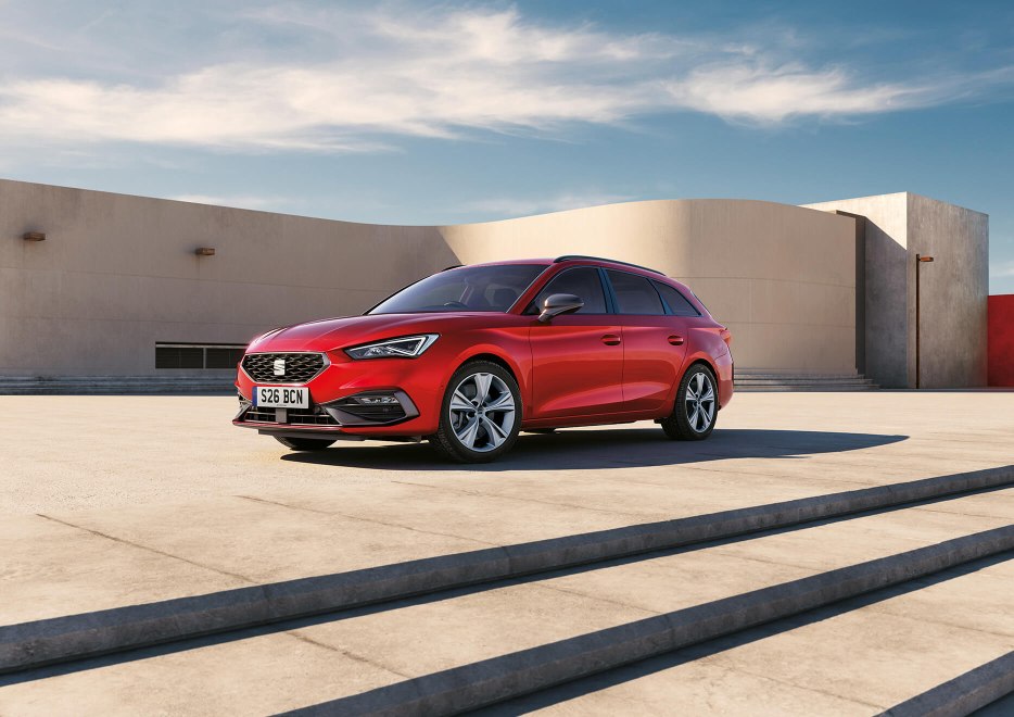 New SEAT Leon Sportstourer front of car