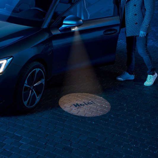 New SEAT Leon Estate Badge