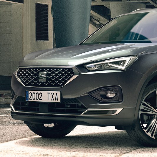 New SEAT Tarraco SUV 7 seater design front grille detail